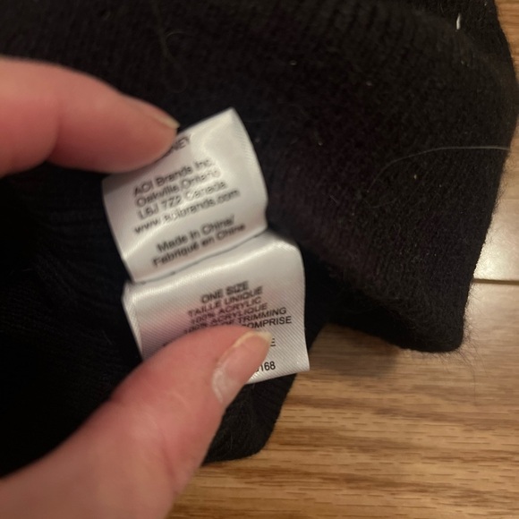 Minnie Mouse hat kids ages 5-7 - Picture 3 of 3